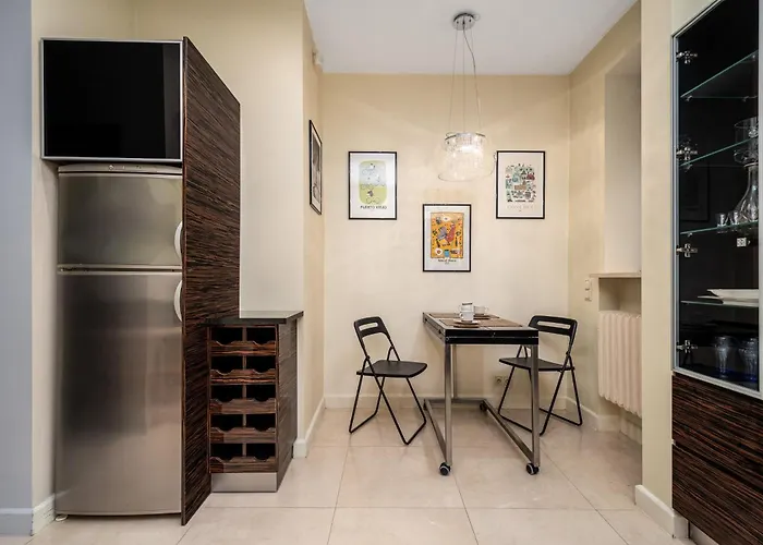 Fabryczna, Sun & Snow