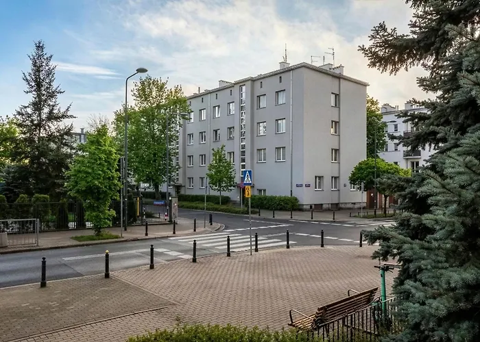 Fabryczna, Sun & Snow